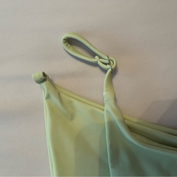 Aurelle Bikini Set & Tote - Picture 7 of 10